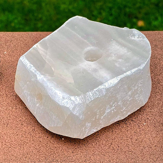 WHITE MARBLE SQUARE